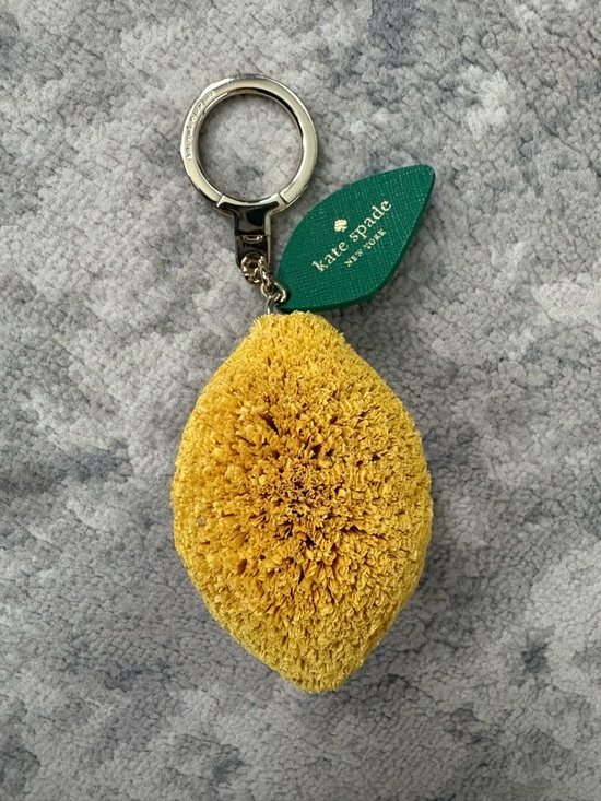 kate spade Accessories - Kate Spade Gold Ring Keychain with raffia lemon and green leather Logo Tag